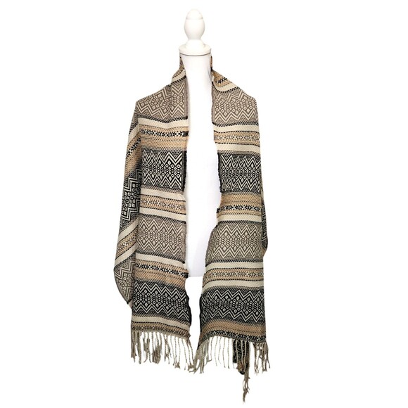 Lava Accessories Blanket Scarf Wrap Tan Gray Black Geometric Design 23"x84" - Picture 1 of 8